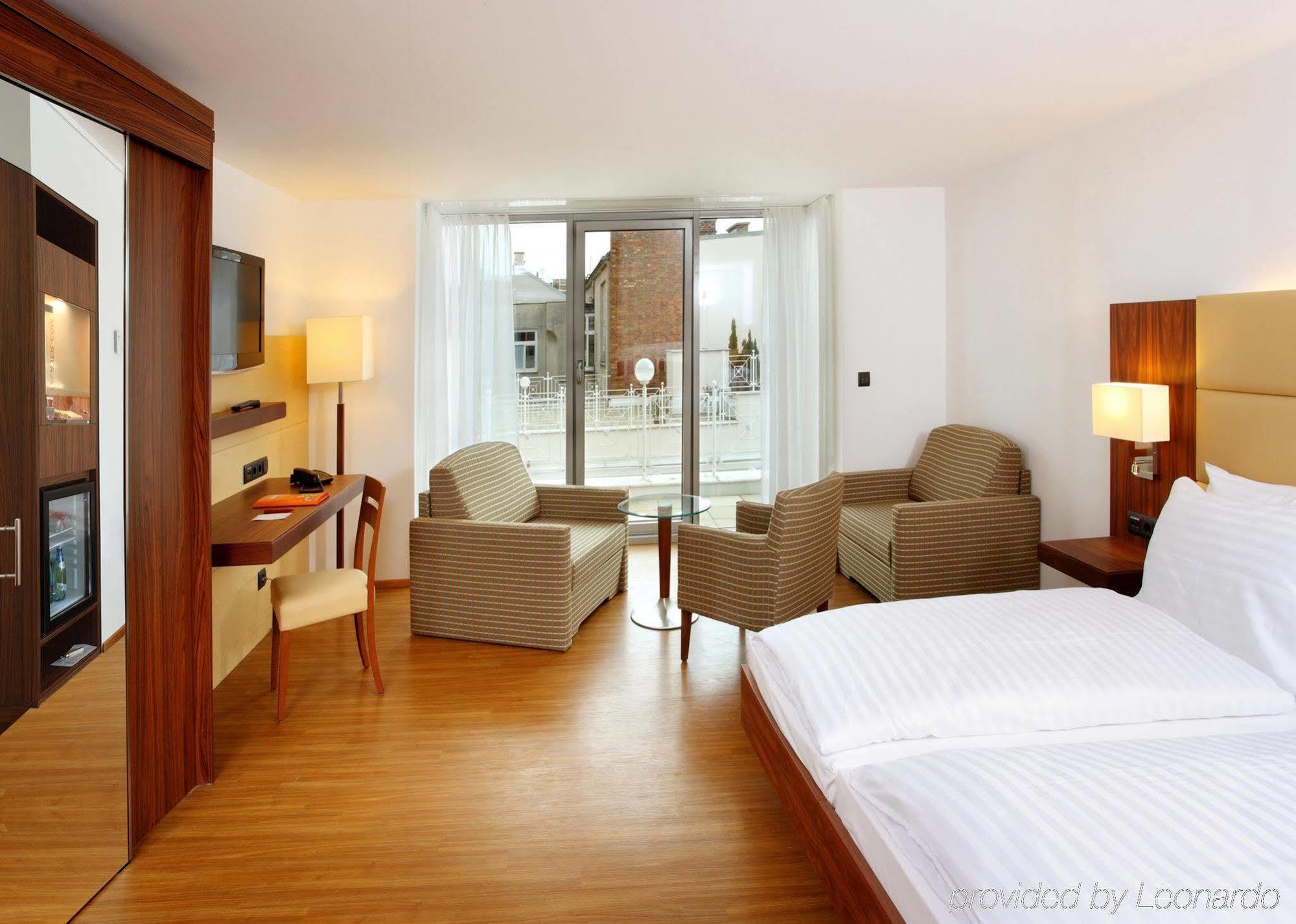 فندق فيينافي  فندق إملور وين الغرفة الصورة